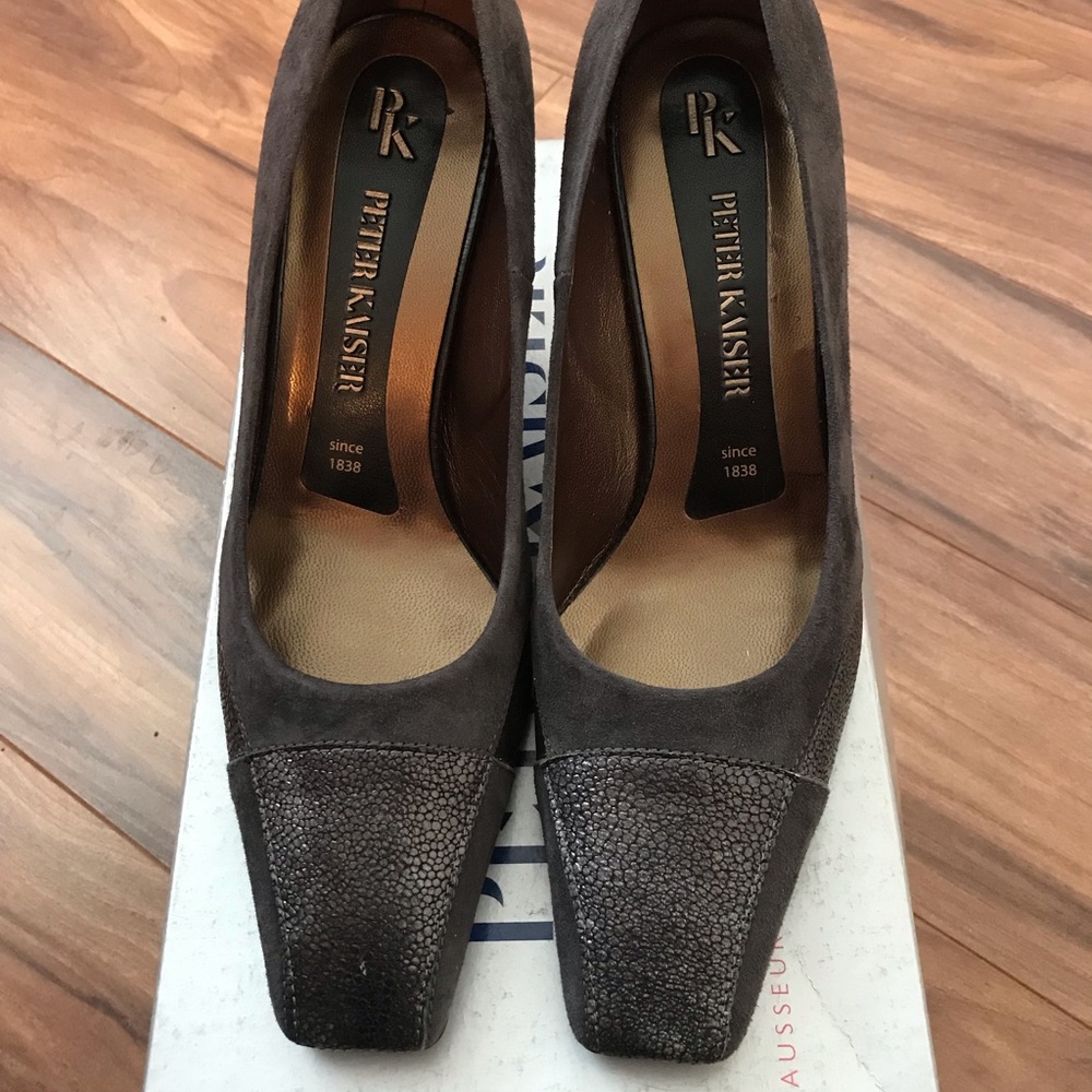 Peter Kaiser Suede Pump Heels Size 8 Never Worn - Picture 3 of 8